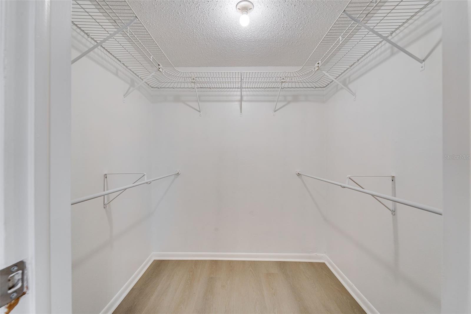 Image 17 of 26 For 4708 Christa Court 301