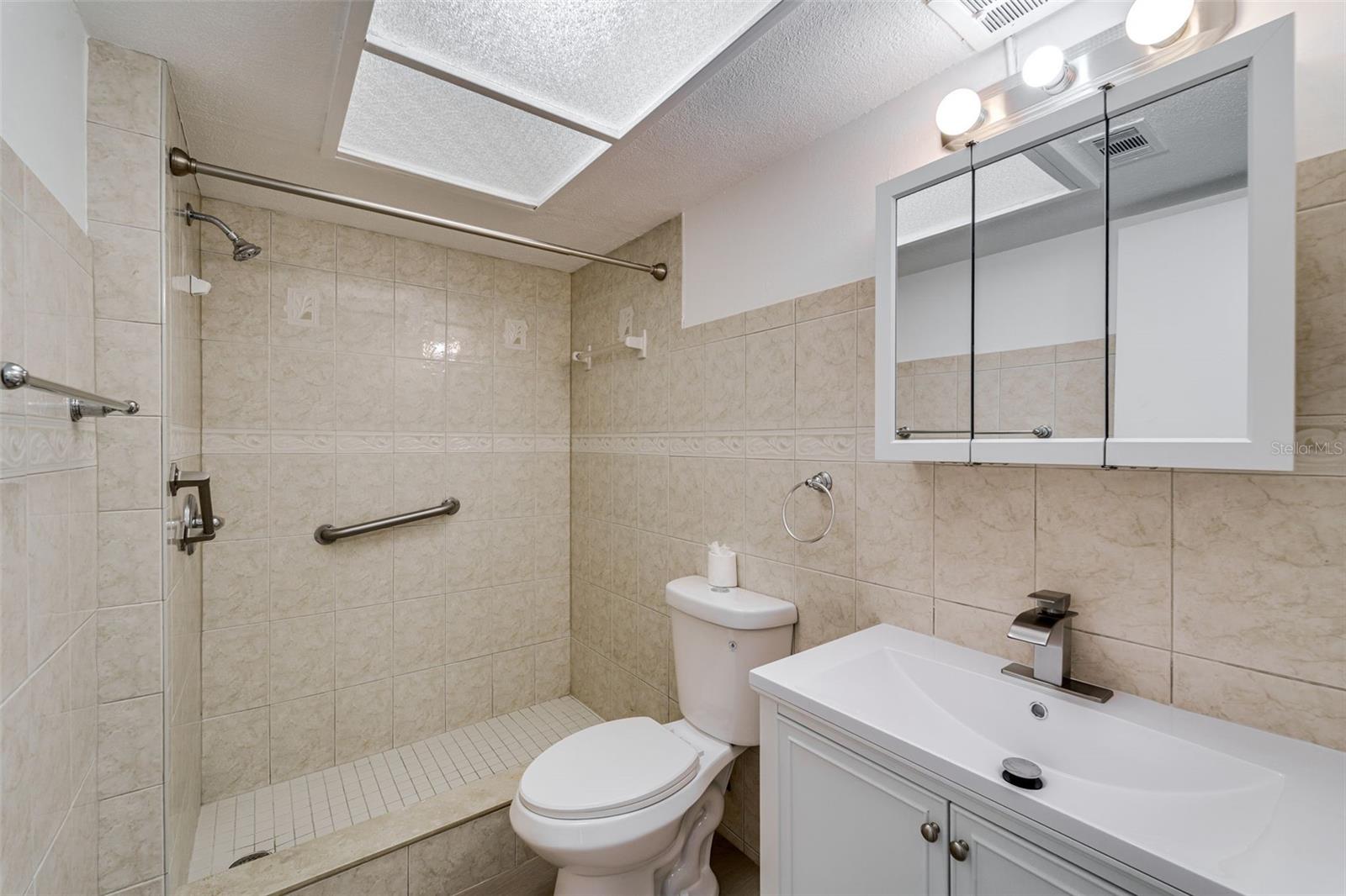 Image 18 of 26 For 4708 Christa Court 301