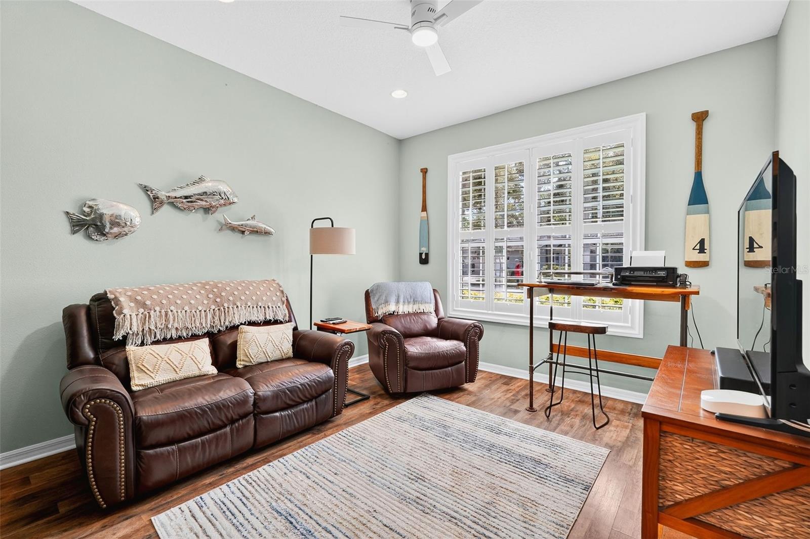 Image 17 of 81 For 5515 Simonton Street