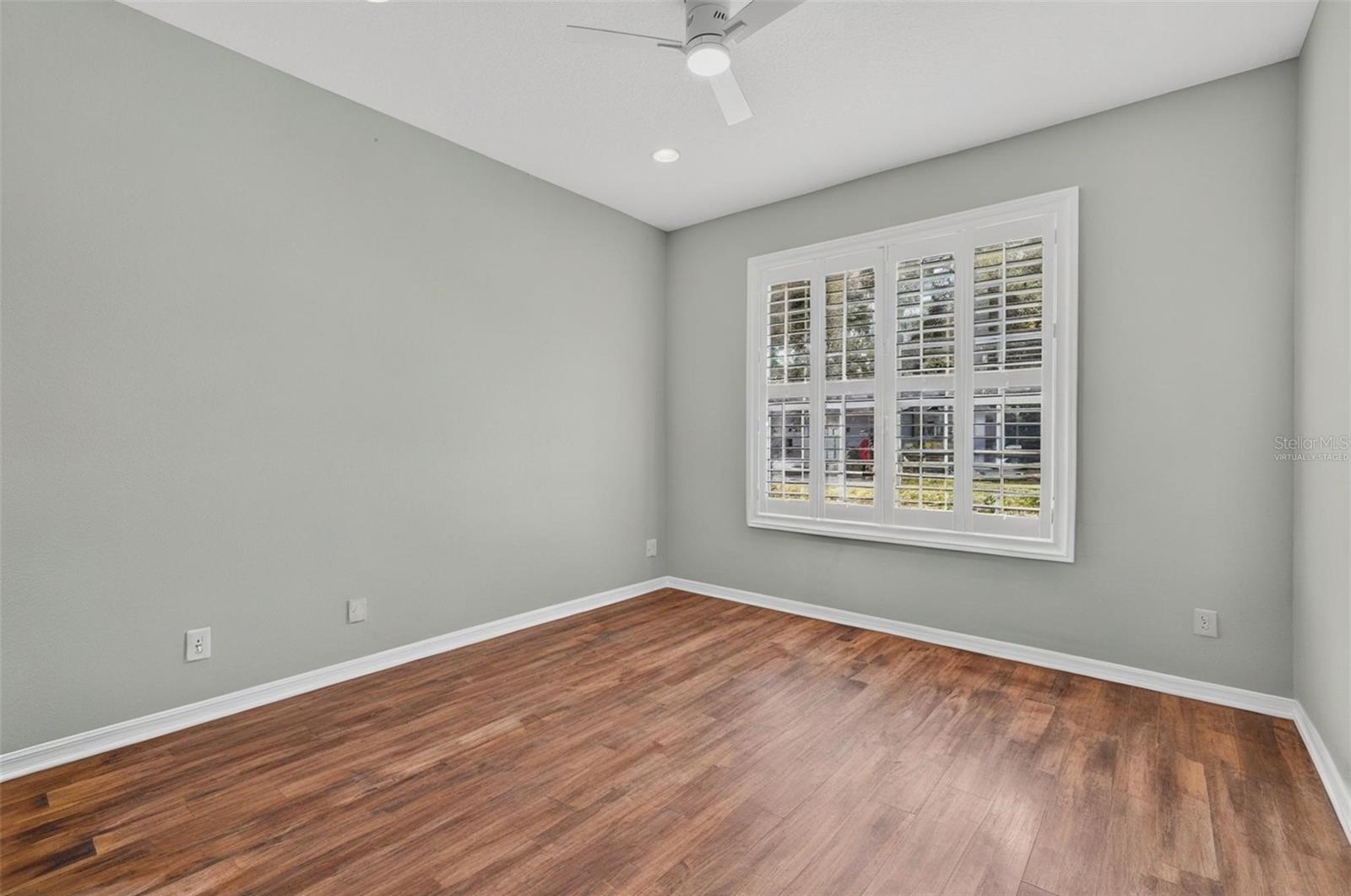 Image 18 of 81 For 5515 Simonton Street