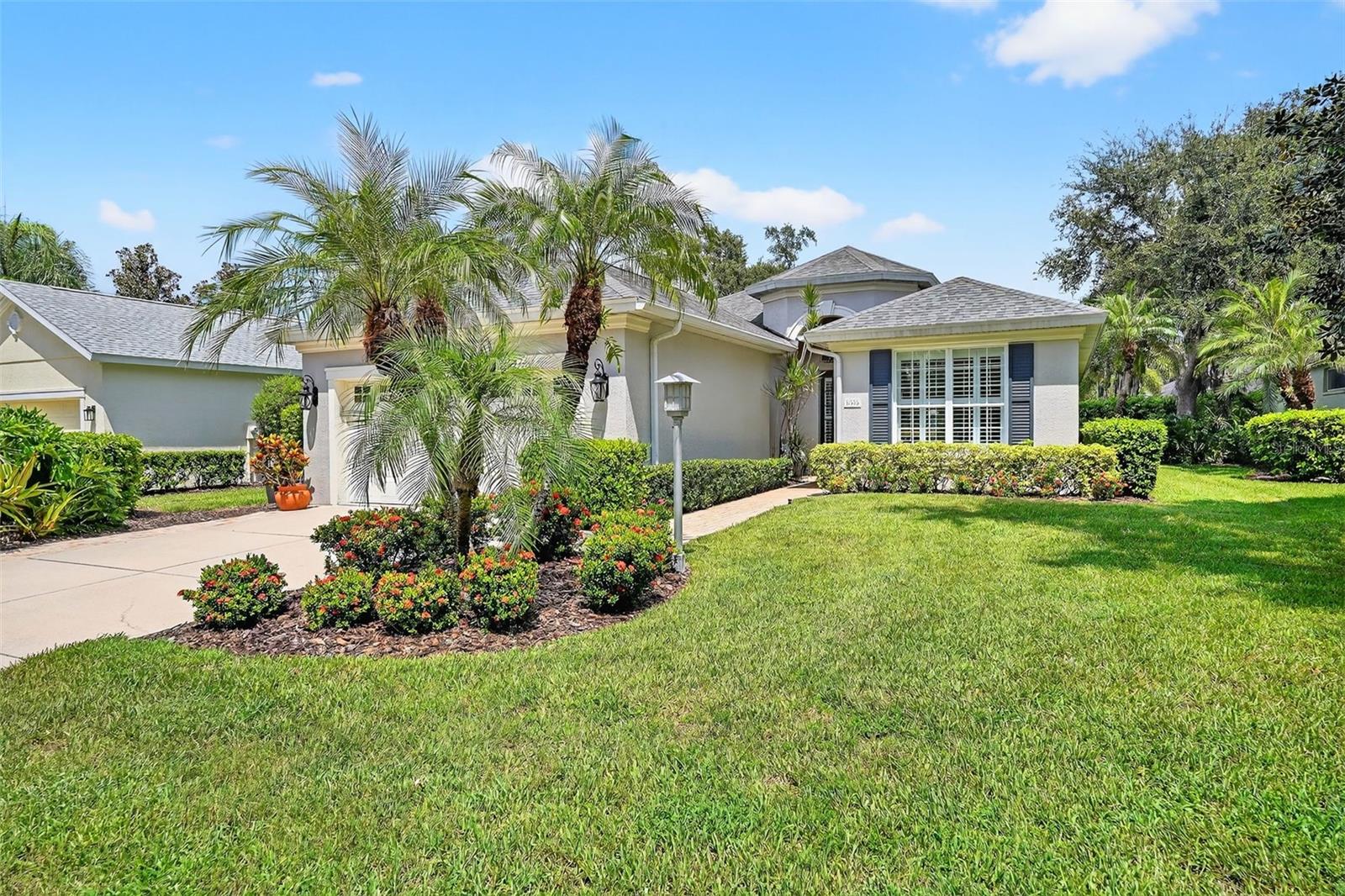 Image 3 of 81 For 5515 Simonton Street