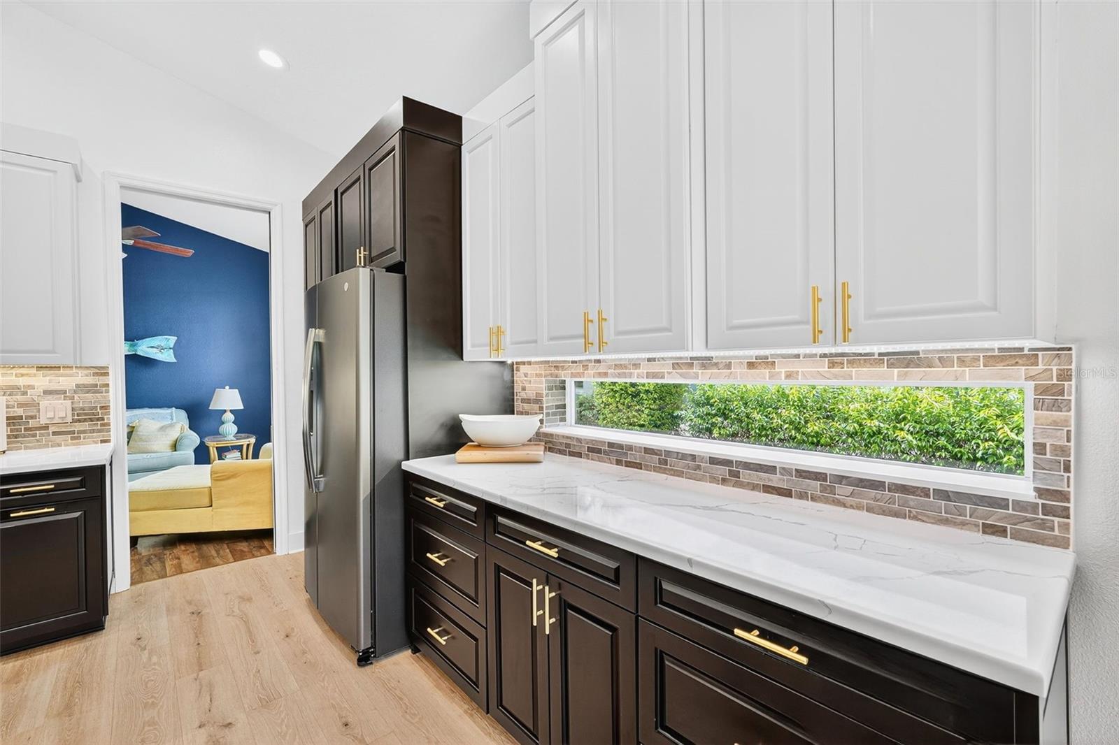 Image 30 of 81 For 5515 Simonton Street