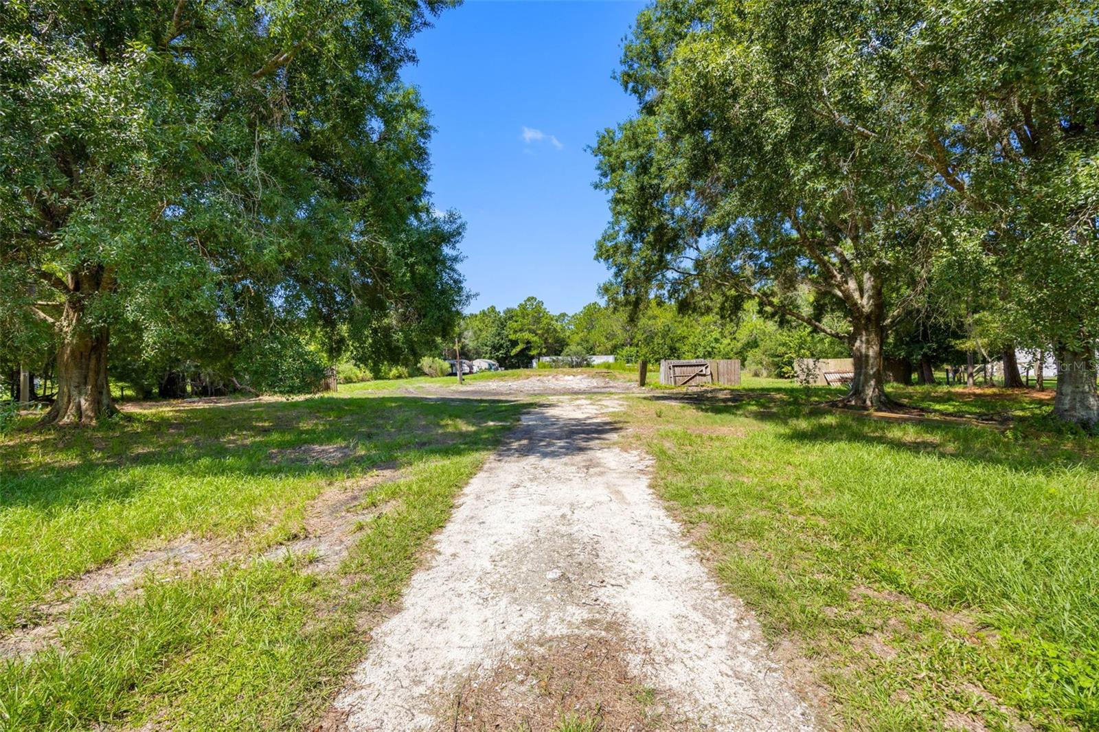 Image 15 of 17 For 3207 Cypress Trails Drive