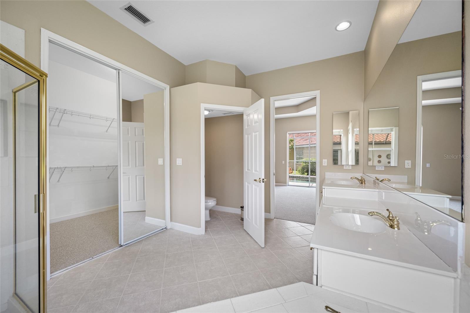 Image 21 of 50 For 7719 Aralia Way