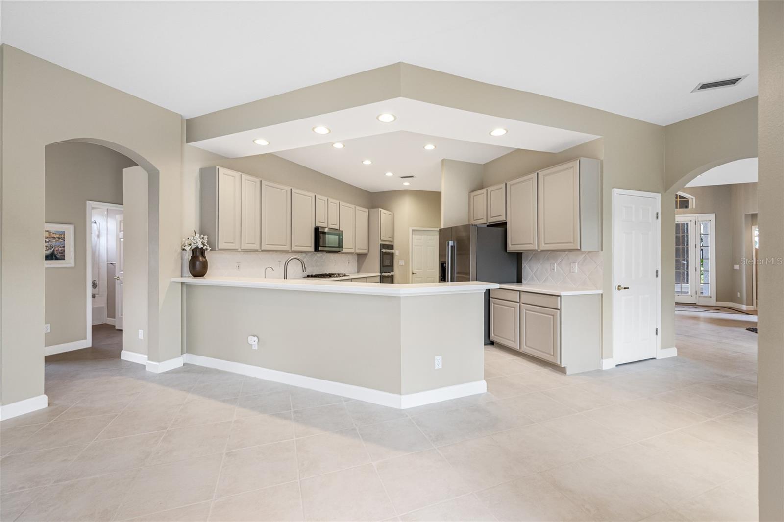 Image 8 of 50 For 7719 Aralia Way