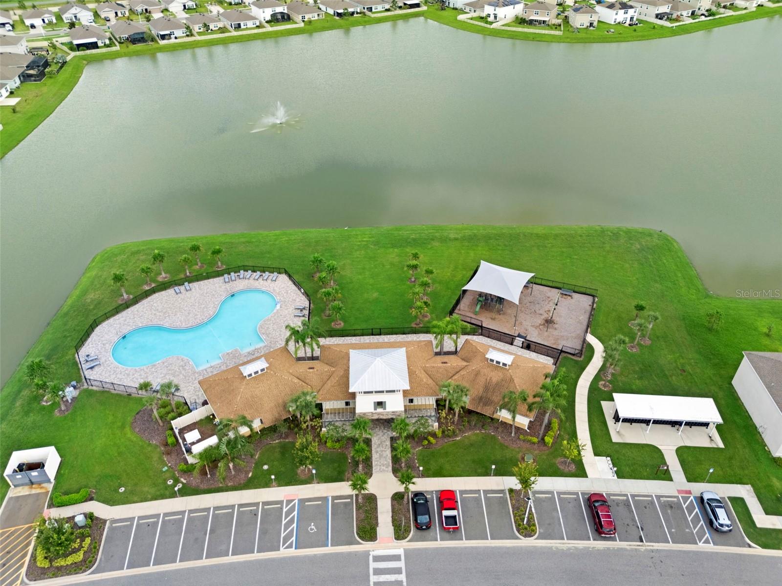 Listing photo id 42 for 8370 Wheat Stone Drive