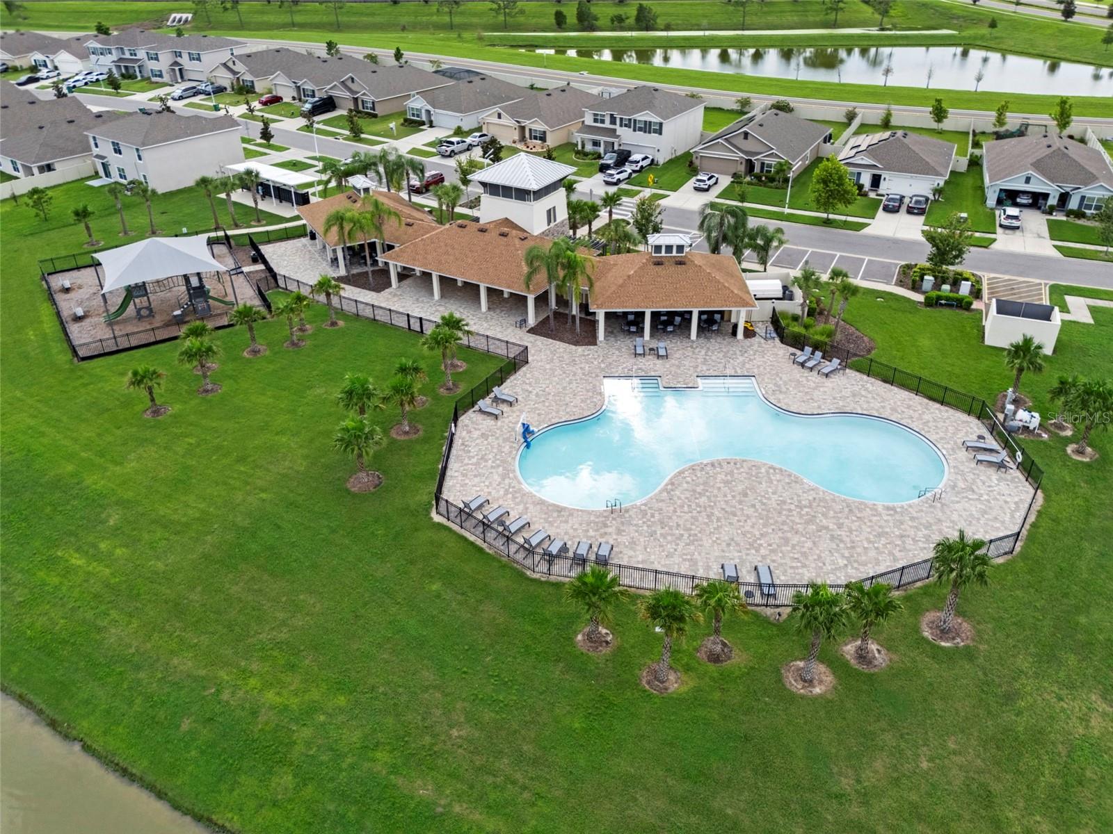 Listing photo id 46 for 8370 Wheat Stone Drive