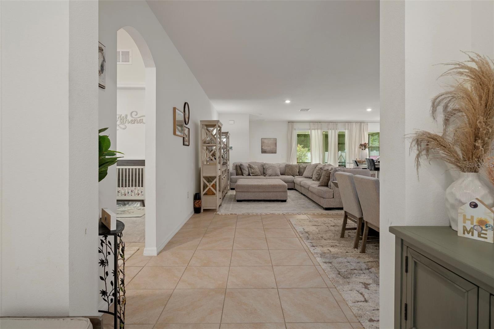 Listing photo id 5 for 8370 Wheat Stone Drive