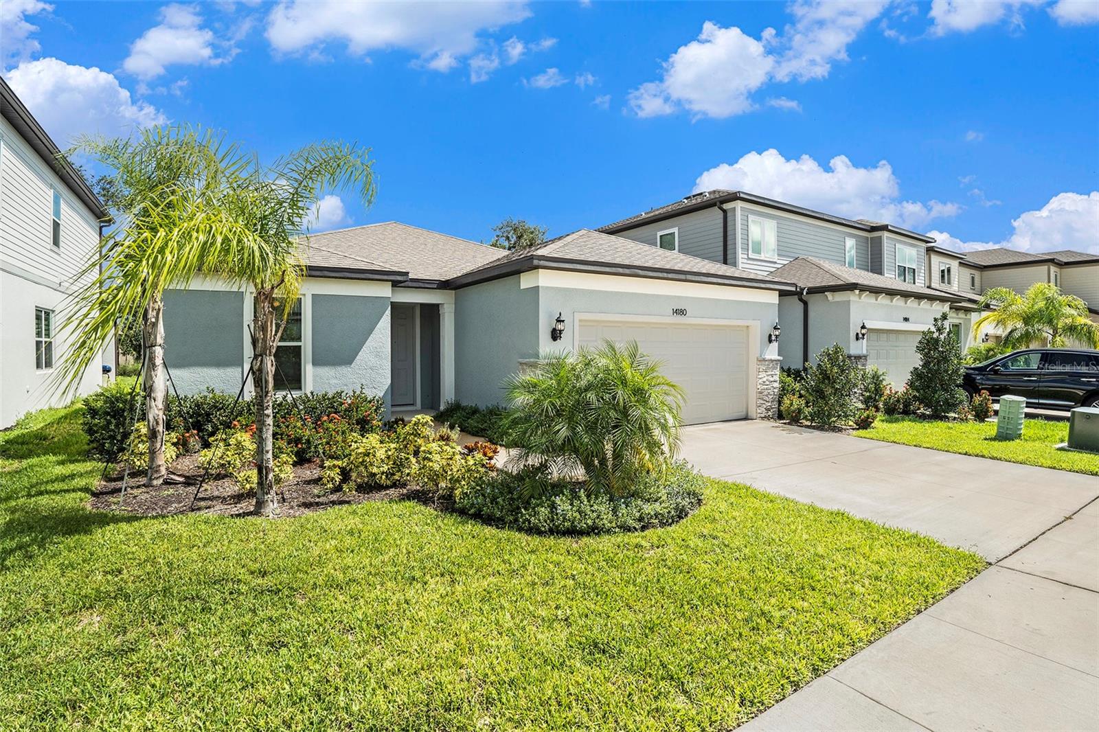 Image 3 of 31 For 14180 Samoa Hill Court