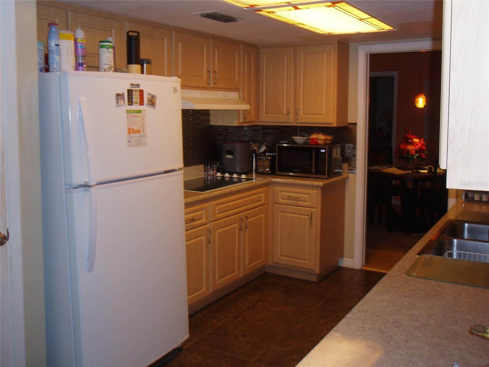 Image 10 of 18 For 120 Monroe Circle N