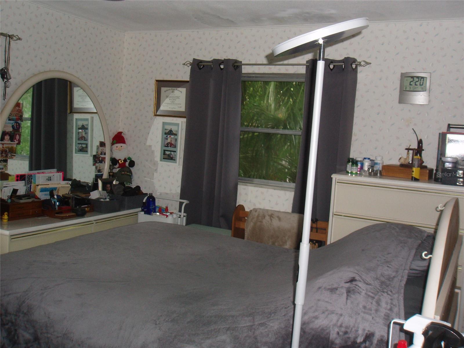 Image 17 of 18 For 120 Monroe Circle N