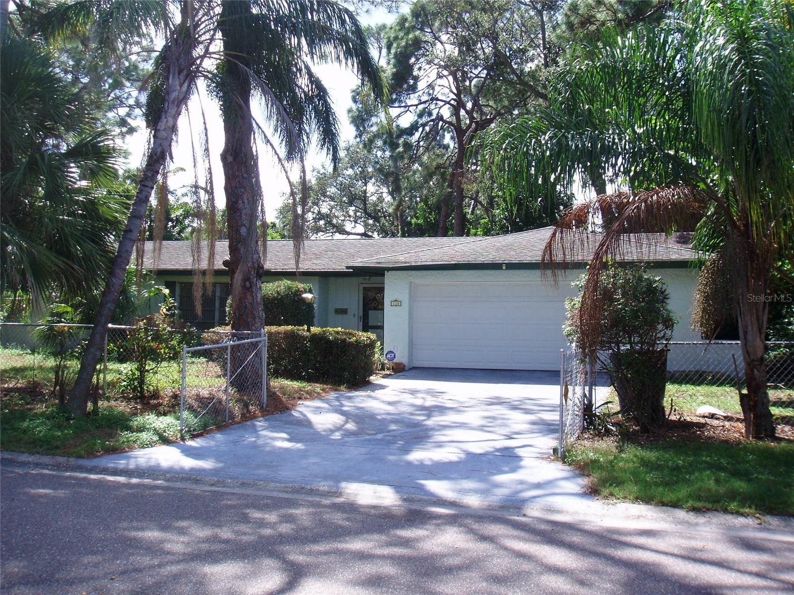 Image 3 of 18 For 120 Monroe Circle N