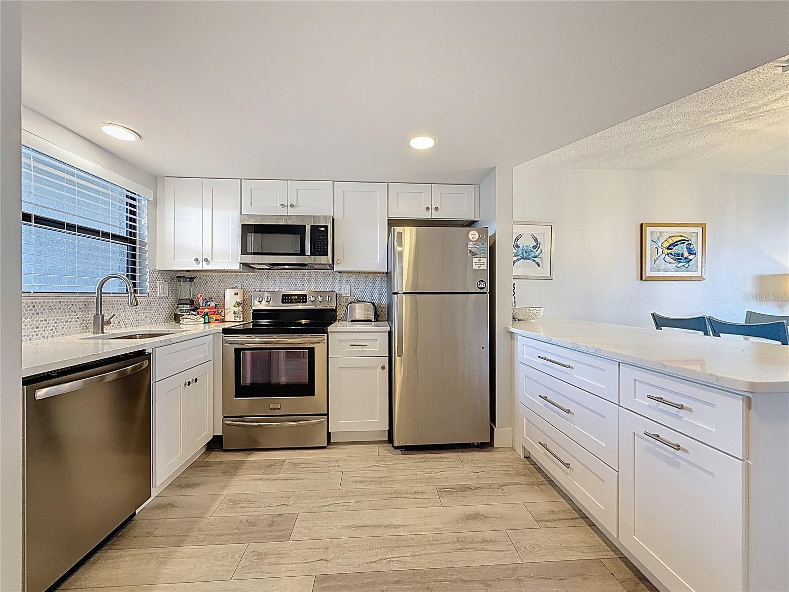 Image 7 of 52 For 4000 Gulf Boulevard 204