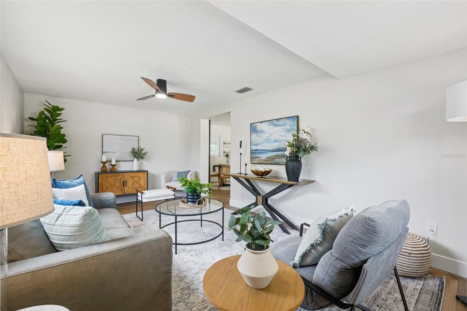 Image 11 of 70 For 311 Shore Drive E