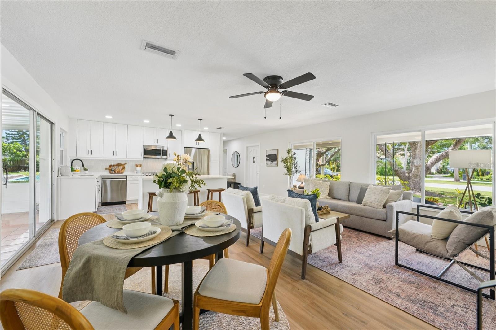 Image 15 of 70 For 311 Shore Drive E