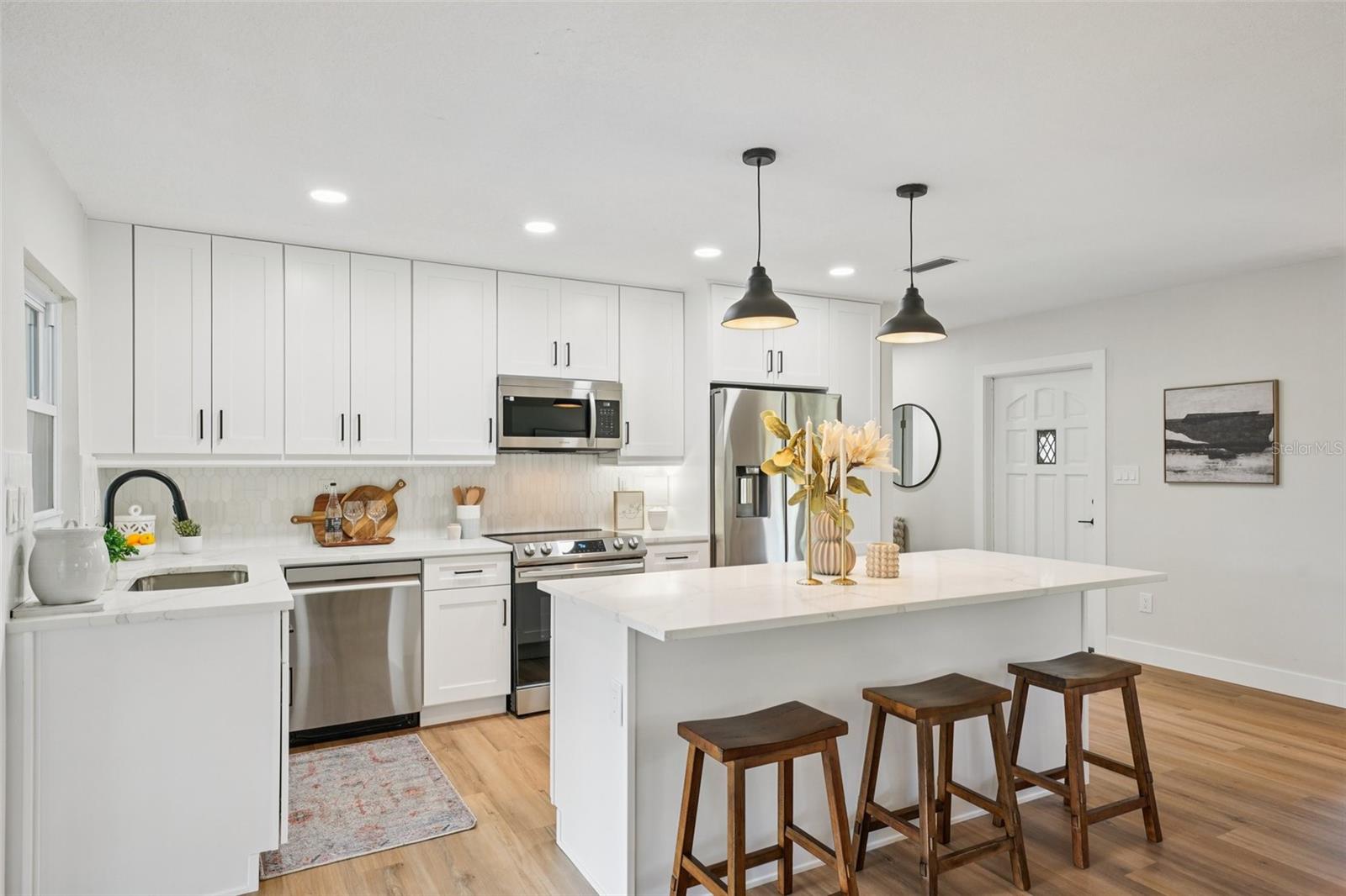Image 22 of 70 For 311 Shore Drive E