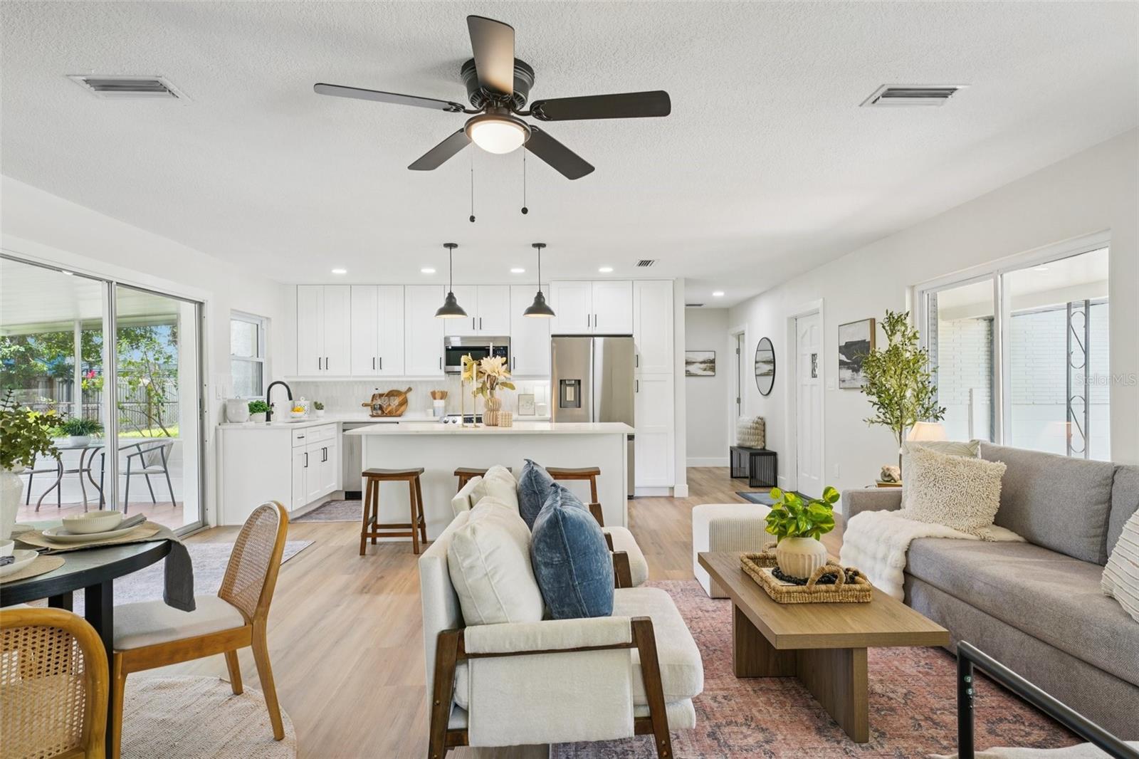 Image 6 of 70 For 311 Shore Drive E