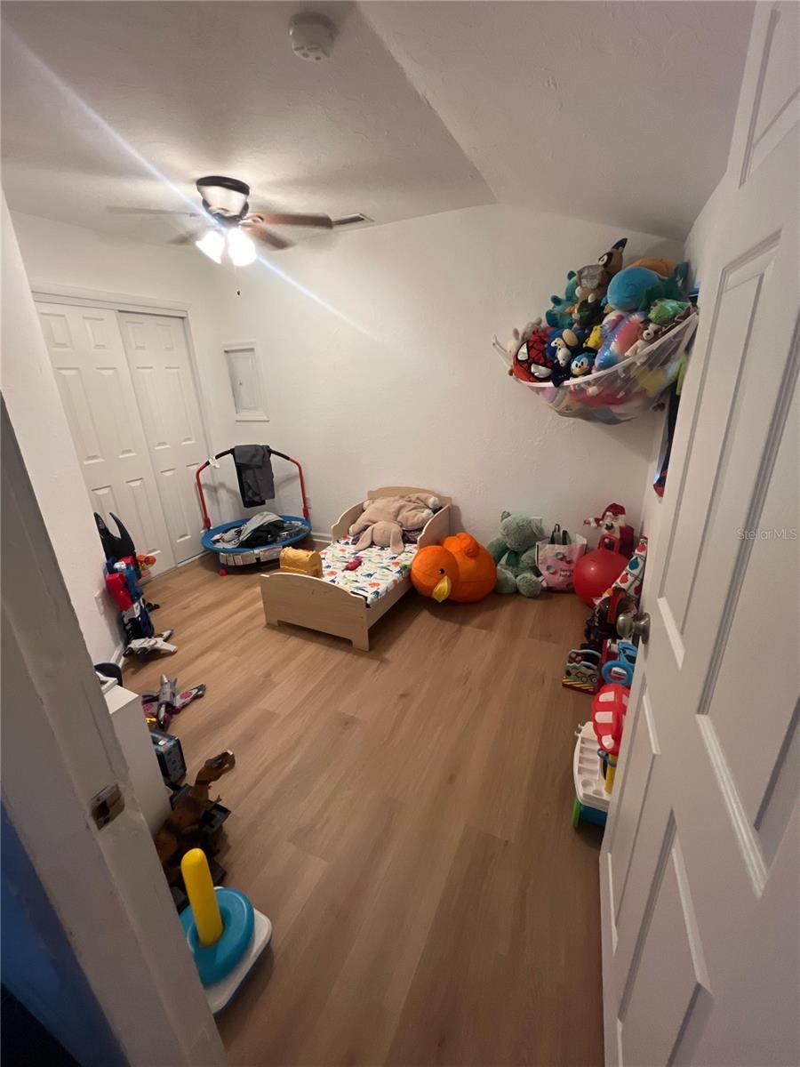 Image 9 of 10 For 6002 72nd Avenue N