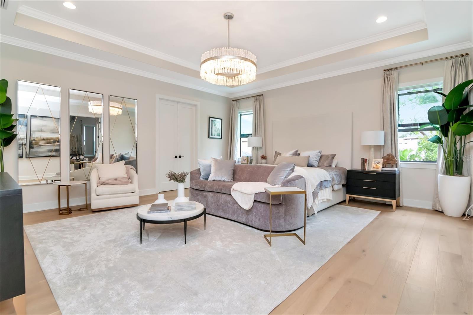 Listing photo id 25 for 4111 -a Swann Avenue