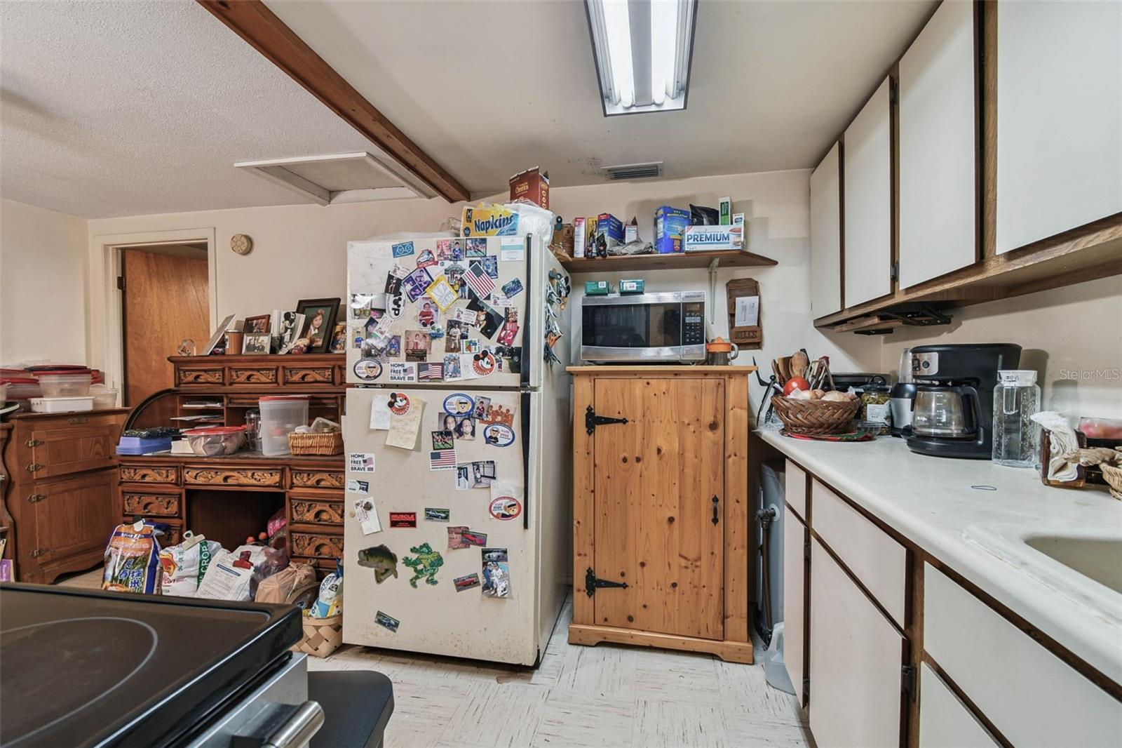 Image 11 of 30 For 9399 Antilles Drive