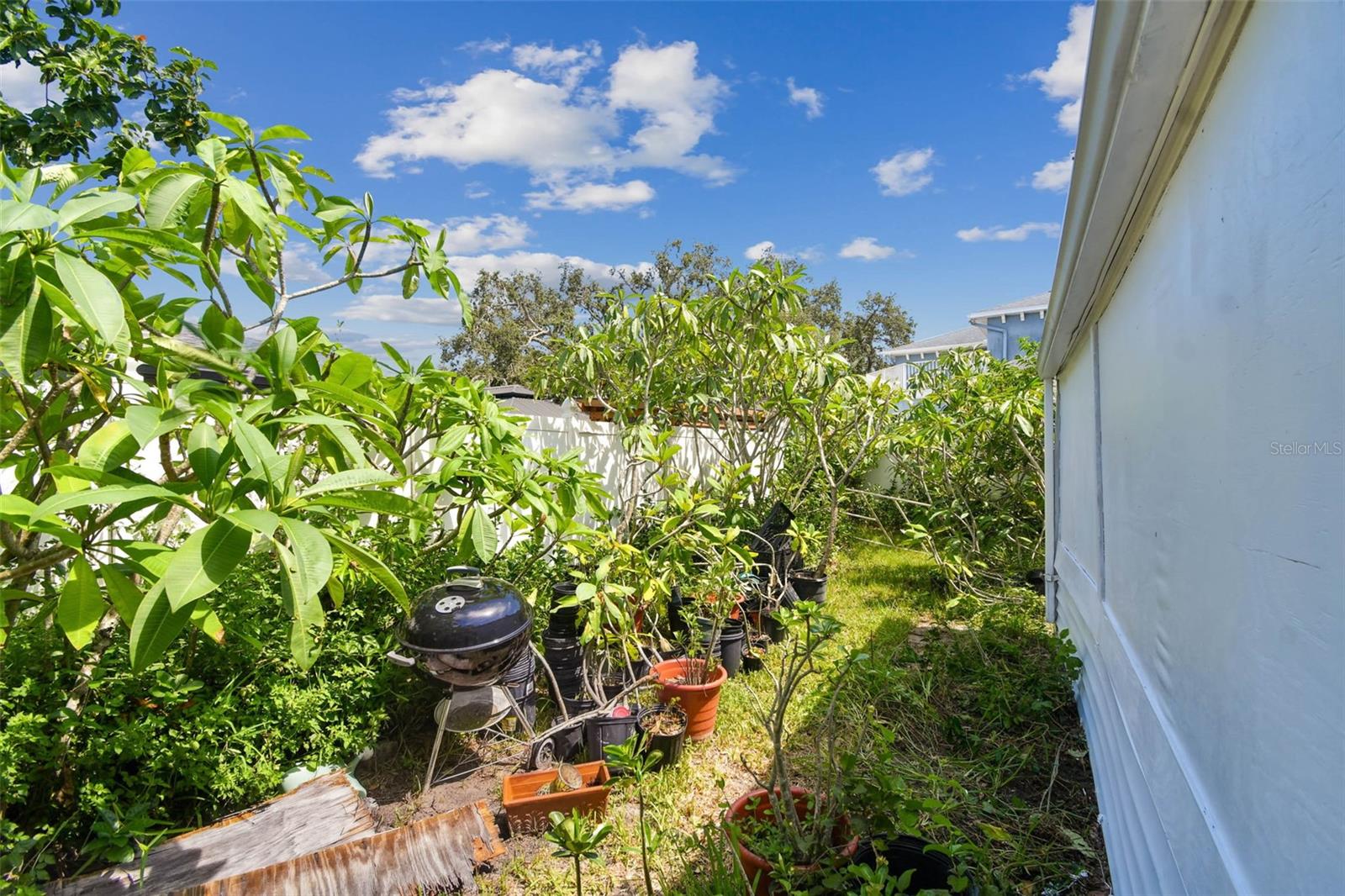 Image 25 of 30 For 9399 Antilles Drive