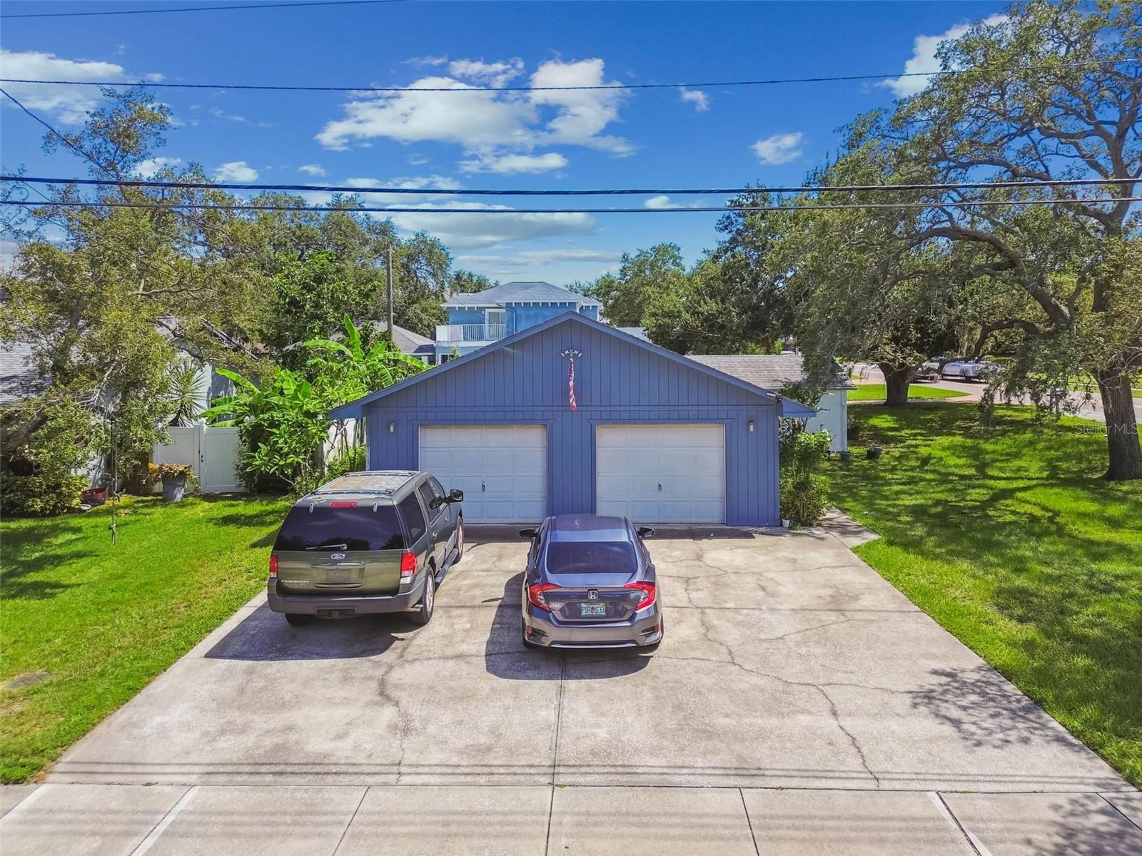 Image 4 of 30 For 9399 Antilles Drive