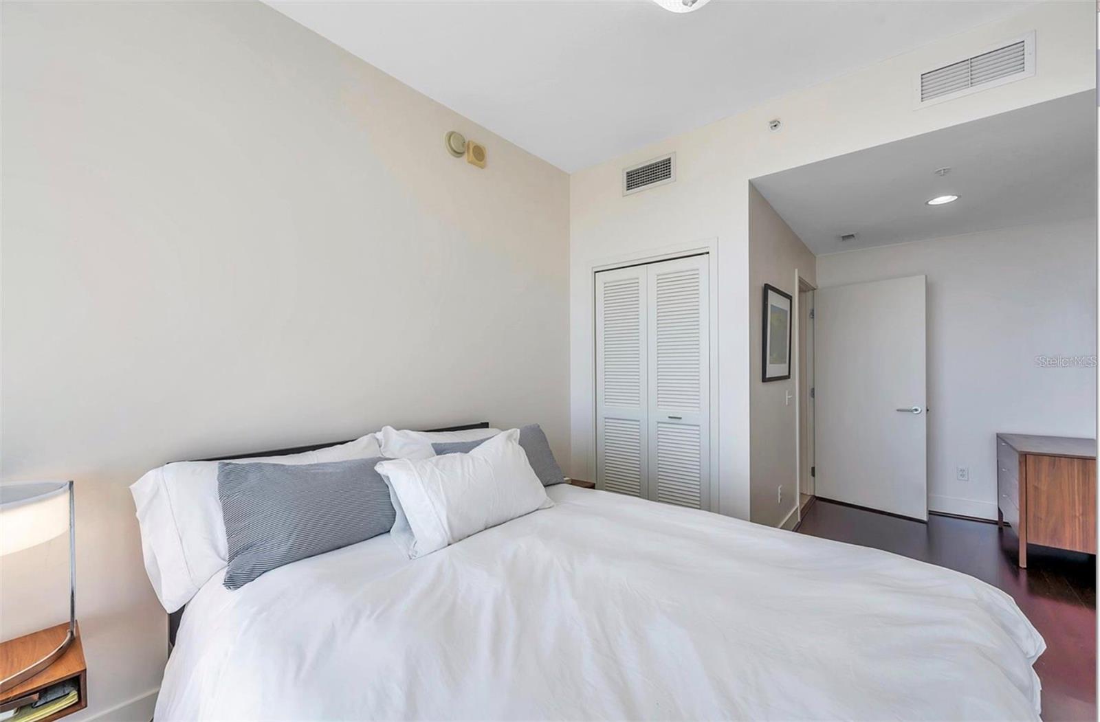 Image 21 of 33 For 175 1st Street S 2804