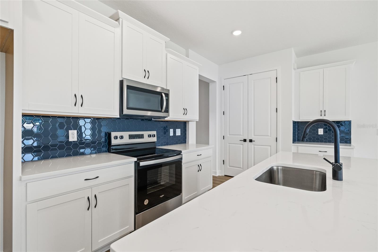 Image 11 of 48 For 2031 Wild Heron Court