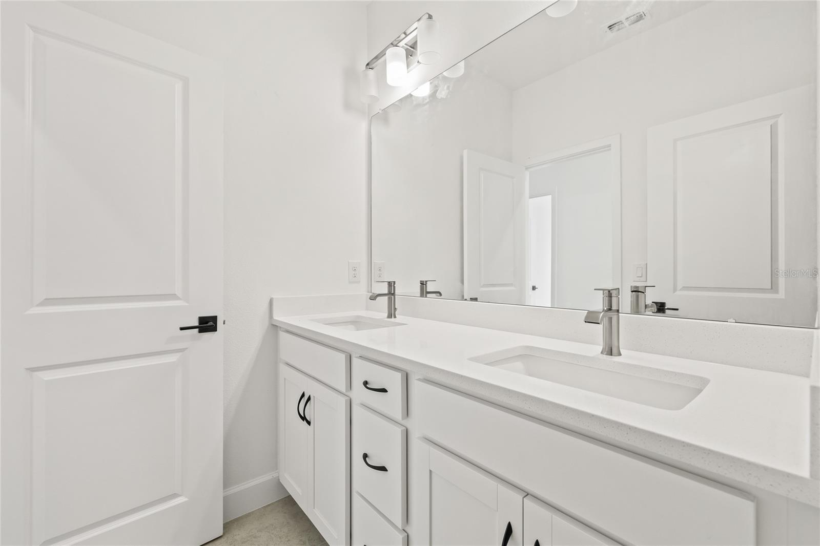 Image 29 of 48 For 2031 Wild Heron Court