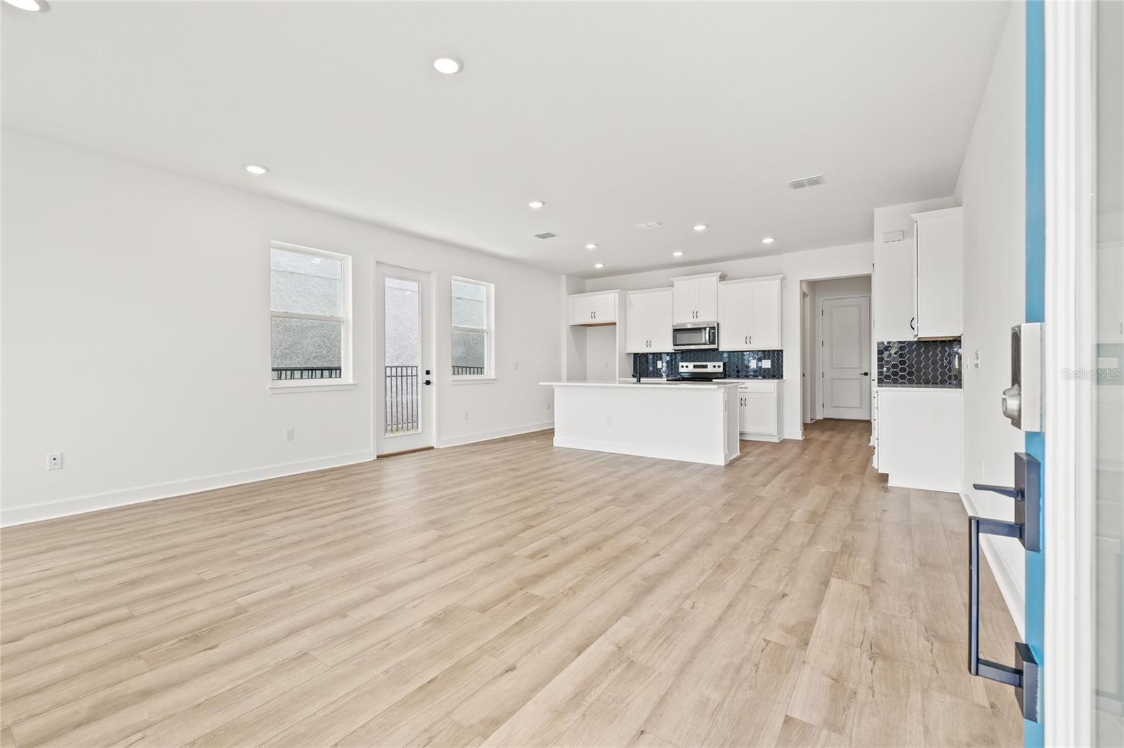 Image 6 of 48 For 2031 Wild Heron Court