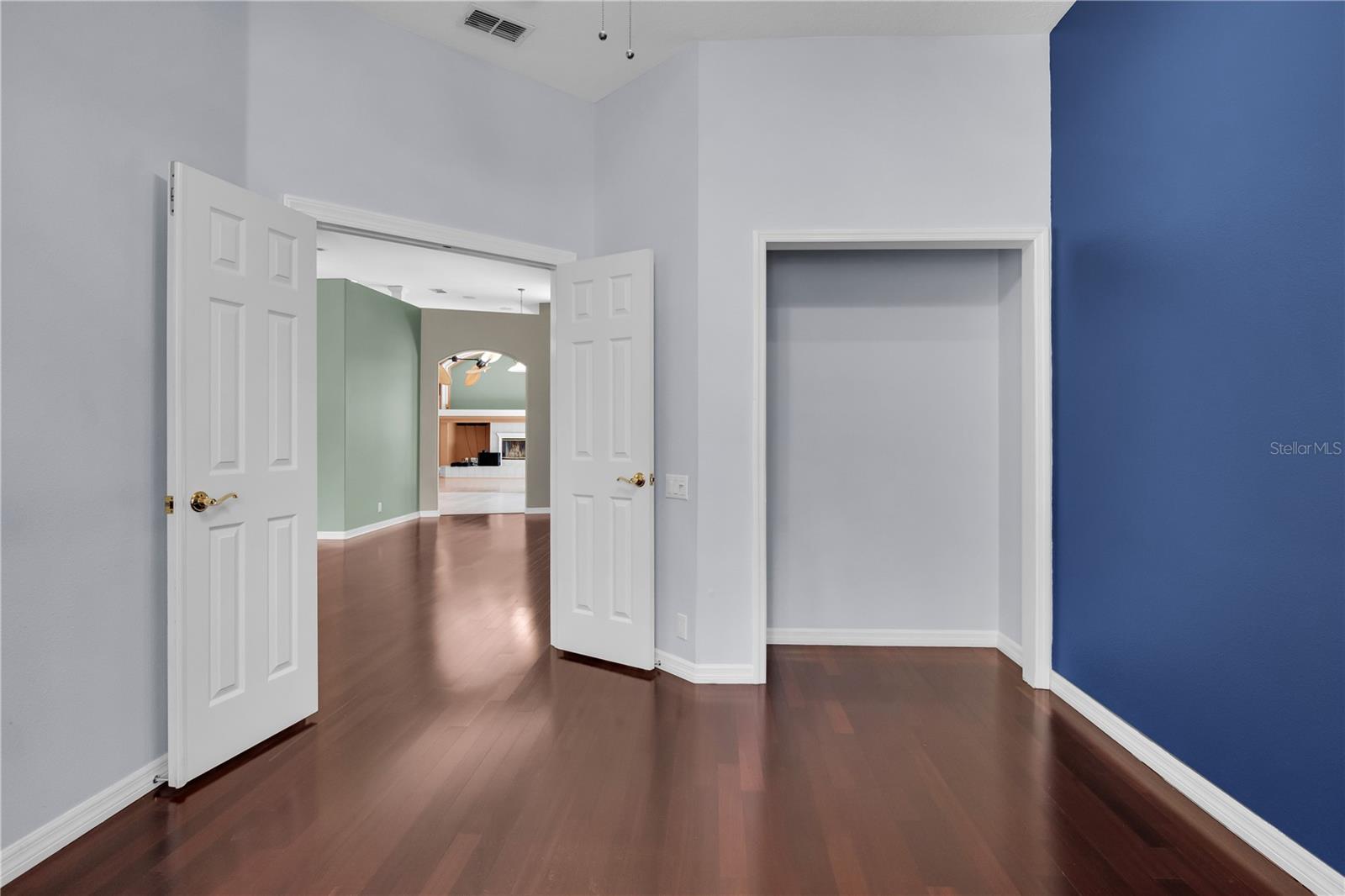 Image 45 of 57 For 104 Camelot Ridge Drive