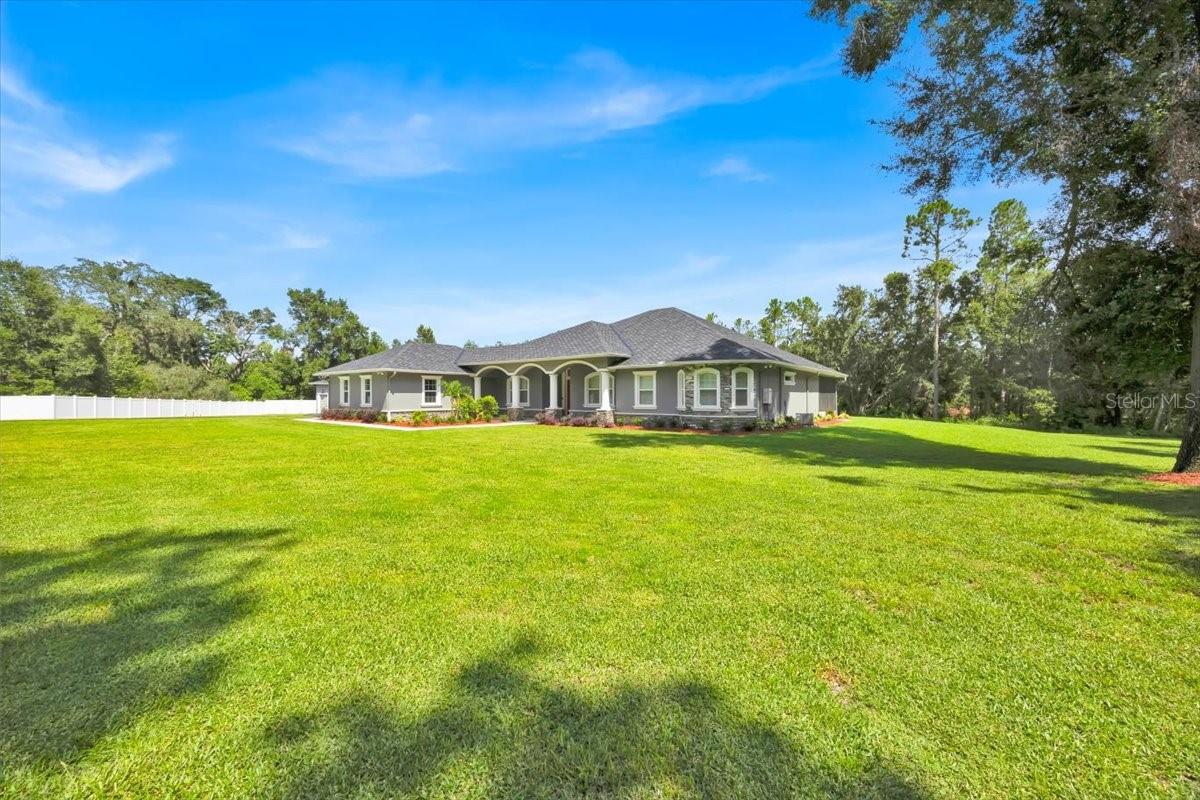Image 13 of 65 For 6817 Peyton Drive