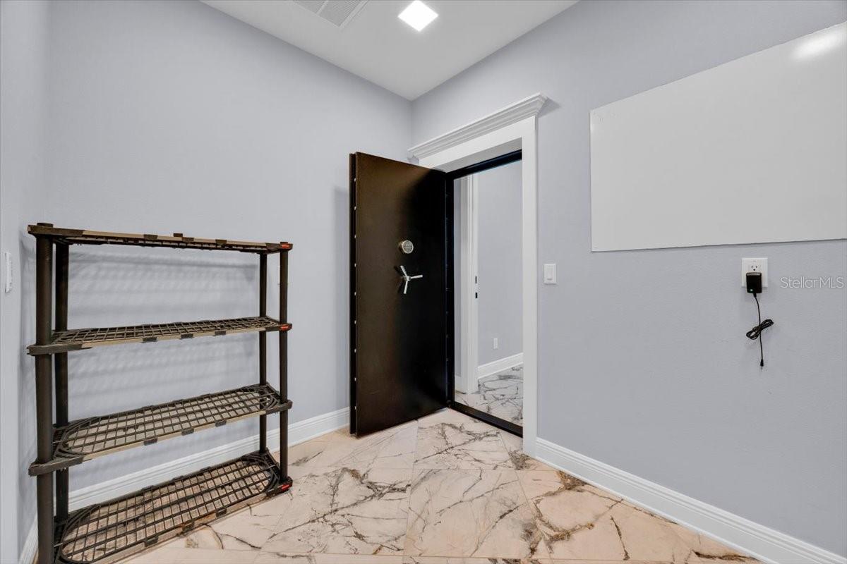 Image 33 of 65 For 6817 Peyton Drive