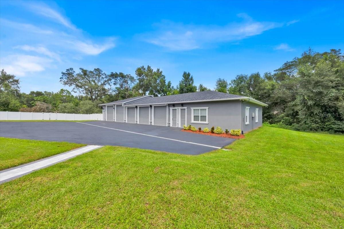 Image 48 of 65 For 6817 Peyton Drive