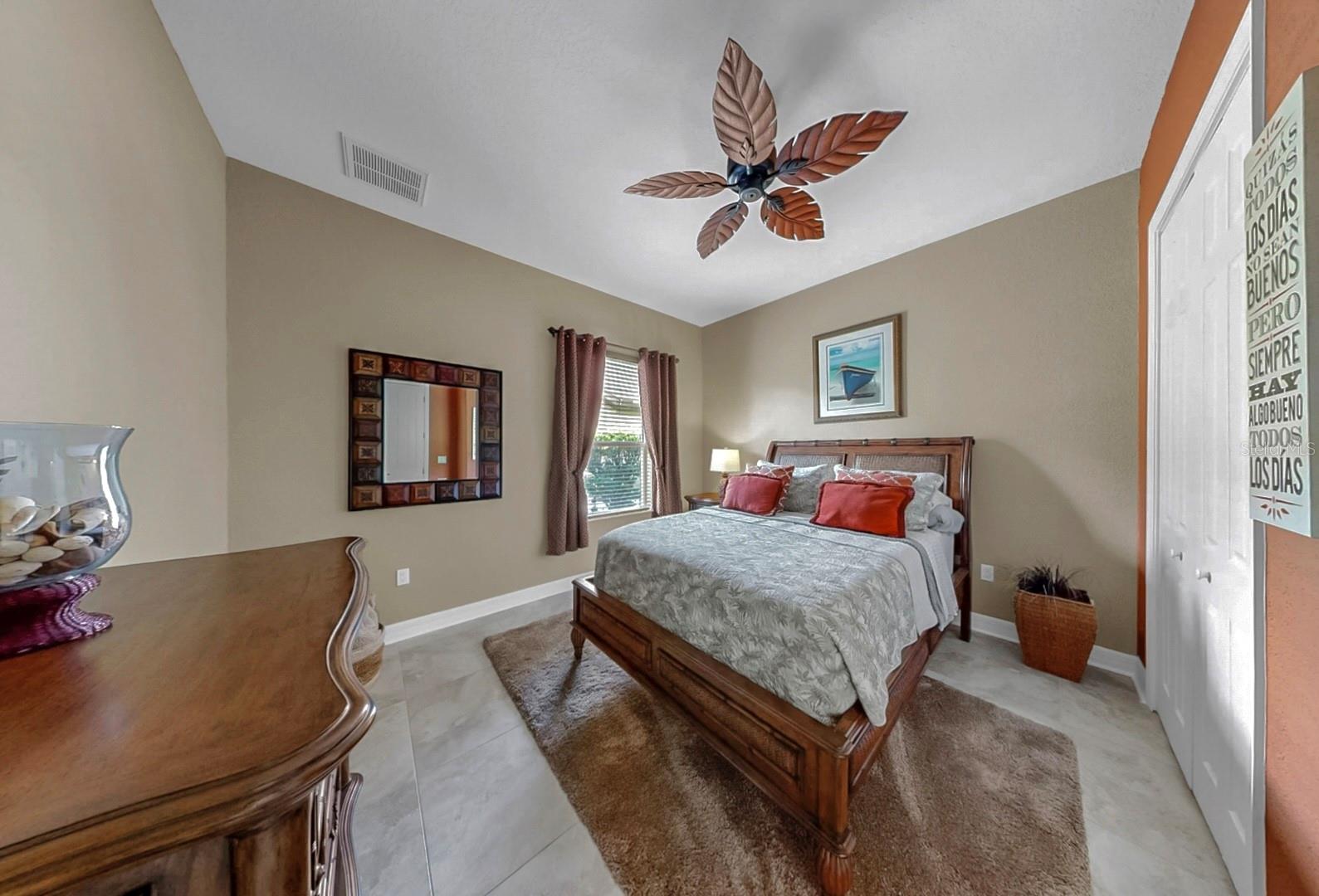 Listing photo id 24 for 13342 Trailing Moss Drive