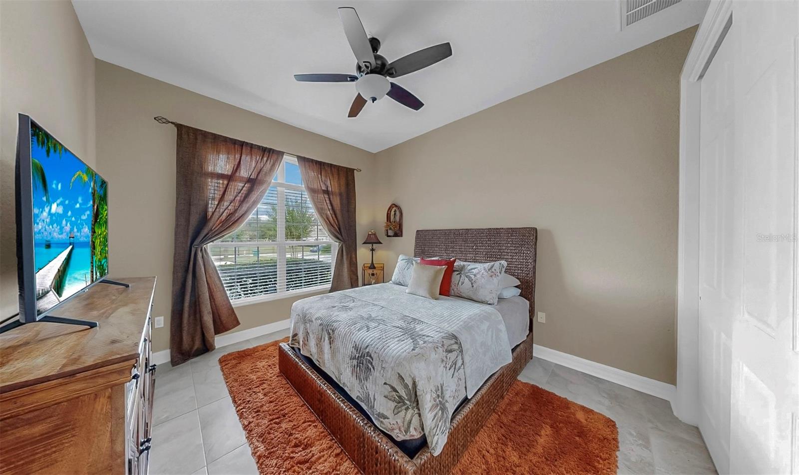 Listing photo id 26 for 13342 Trailing Moss Drive