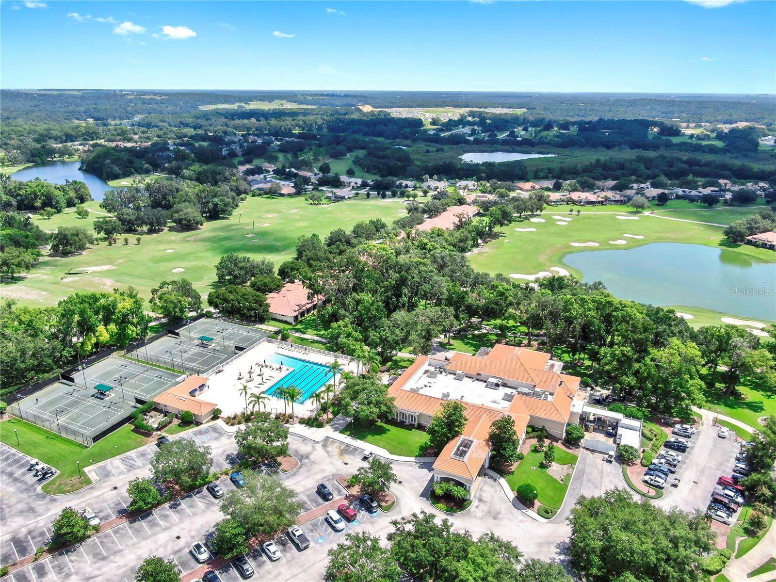Listing photo id 37 for 13342 Trailing Moss Drive