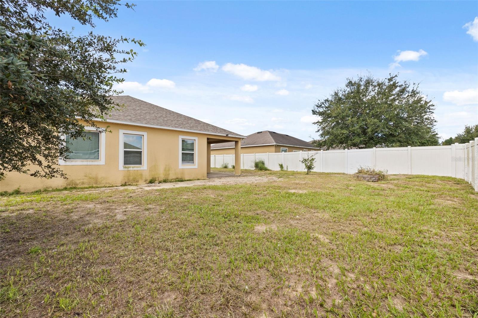 Image 24 of 33 For 3312 Lynrock Avenue