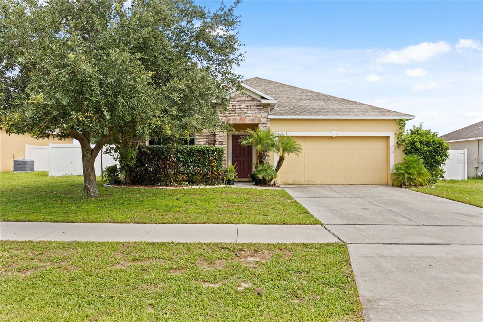 Image 3 of 33 For 3312 Lynrock Avenue