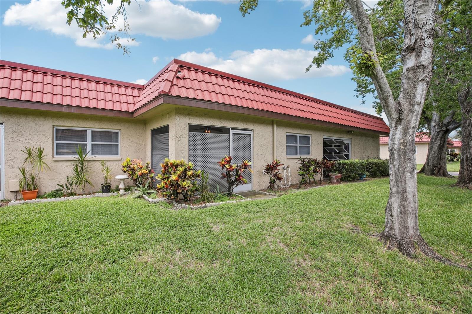 Image 19 of 26 For 601 Hercules Avenue 1602