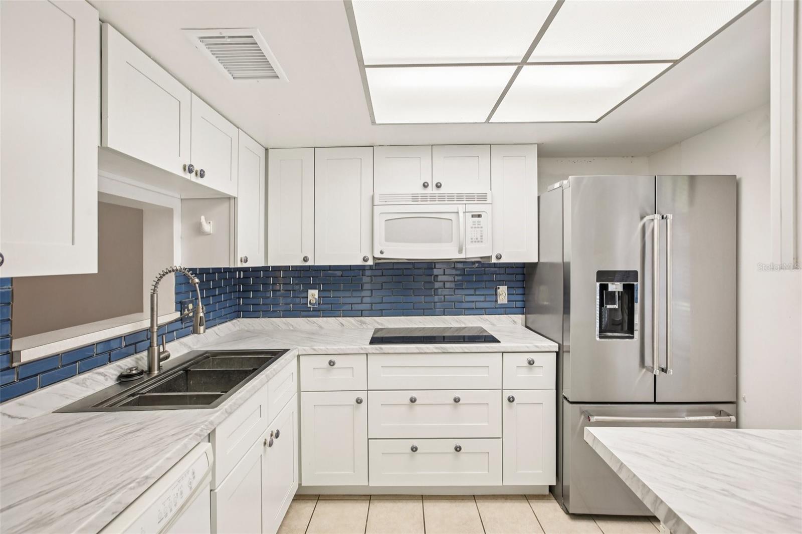 Image 3 of 26 For 601 Hercules Avenue 1602