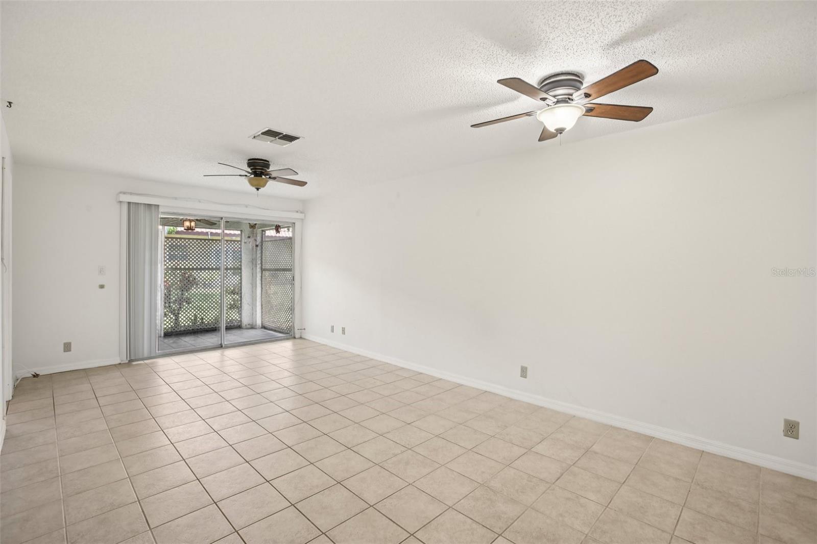 Image 8 of 26 For 601 Hercules Avenue 1602