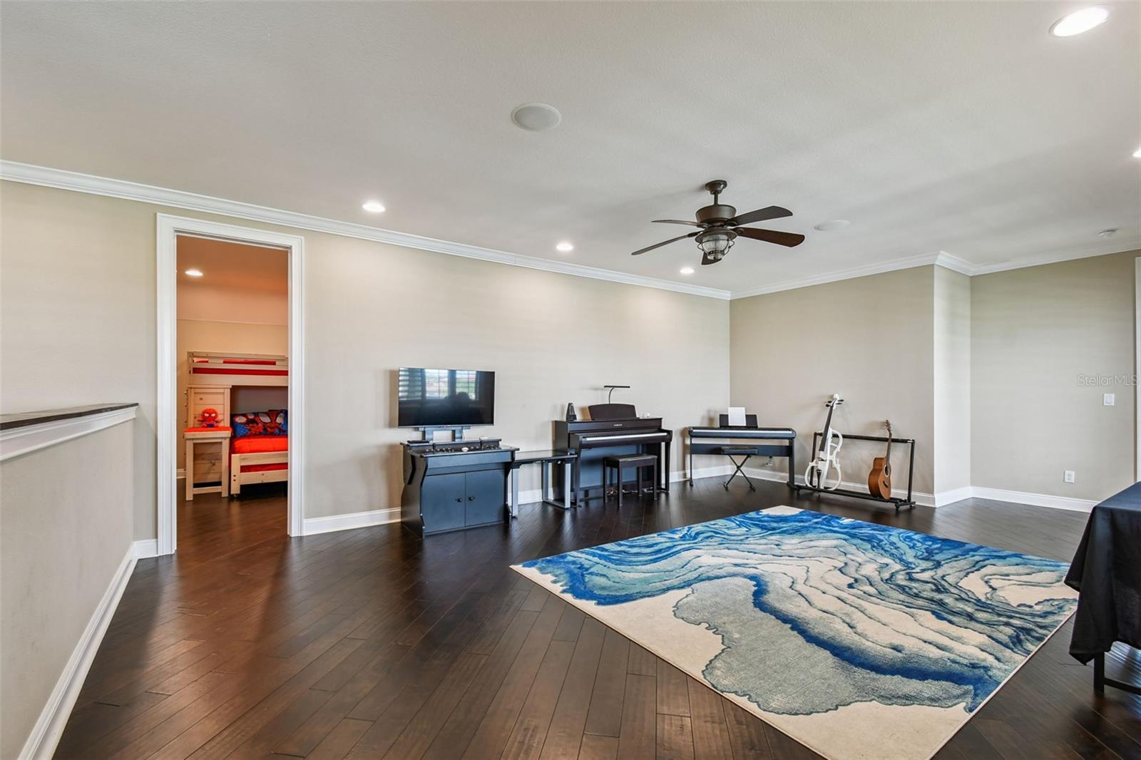 Image 34 of 100 For 5405 Leilani Drive