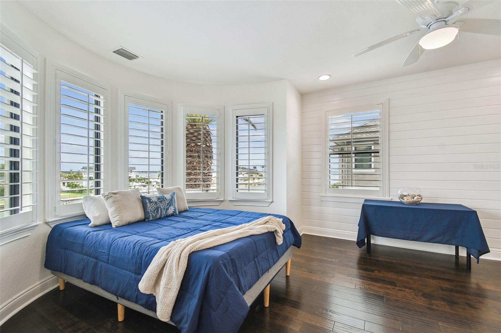 Image 45 of 100 For 5405 Leilani Drive