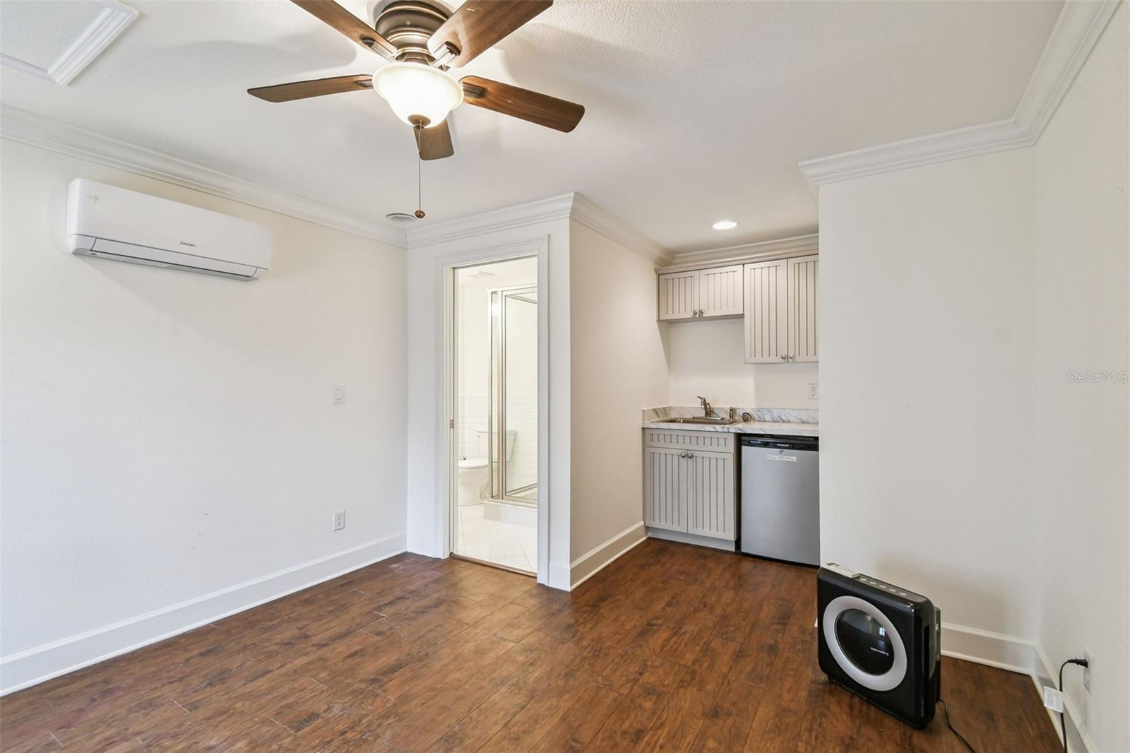 Image 90 of 100 For 5405 Leilani Drive