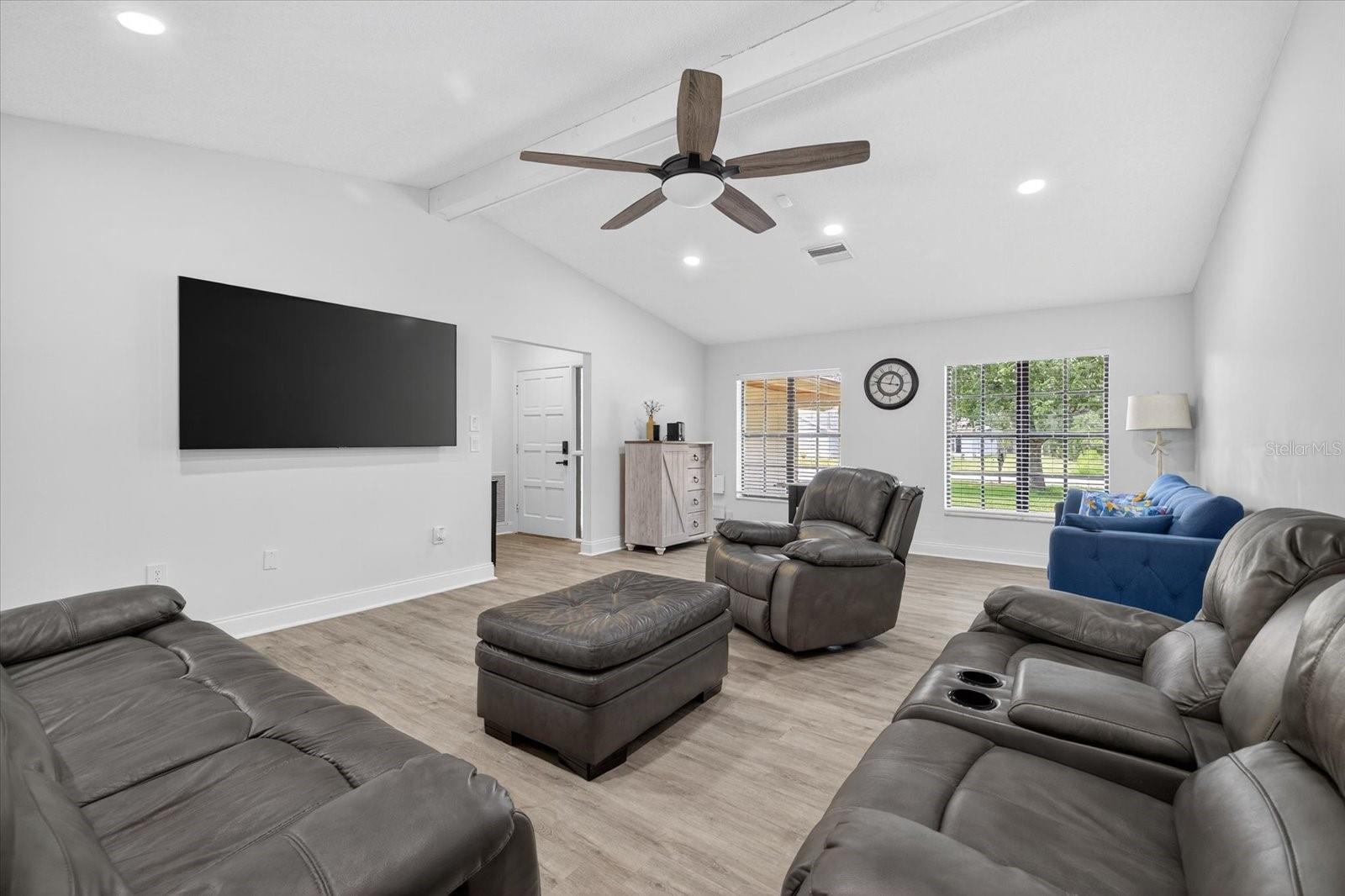 Image 34 of 58 For 432 Tryon Circle