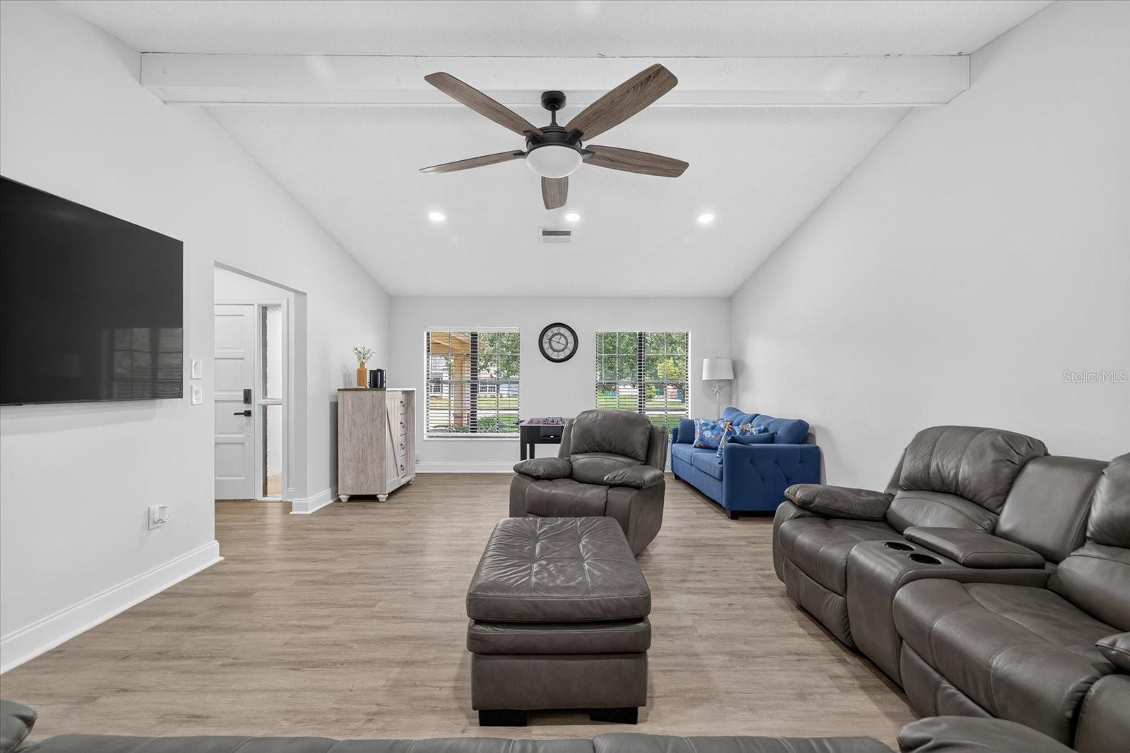 Image 37 of 58 For 432 Tryon Circle