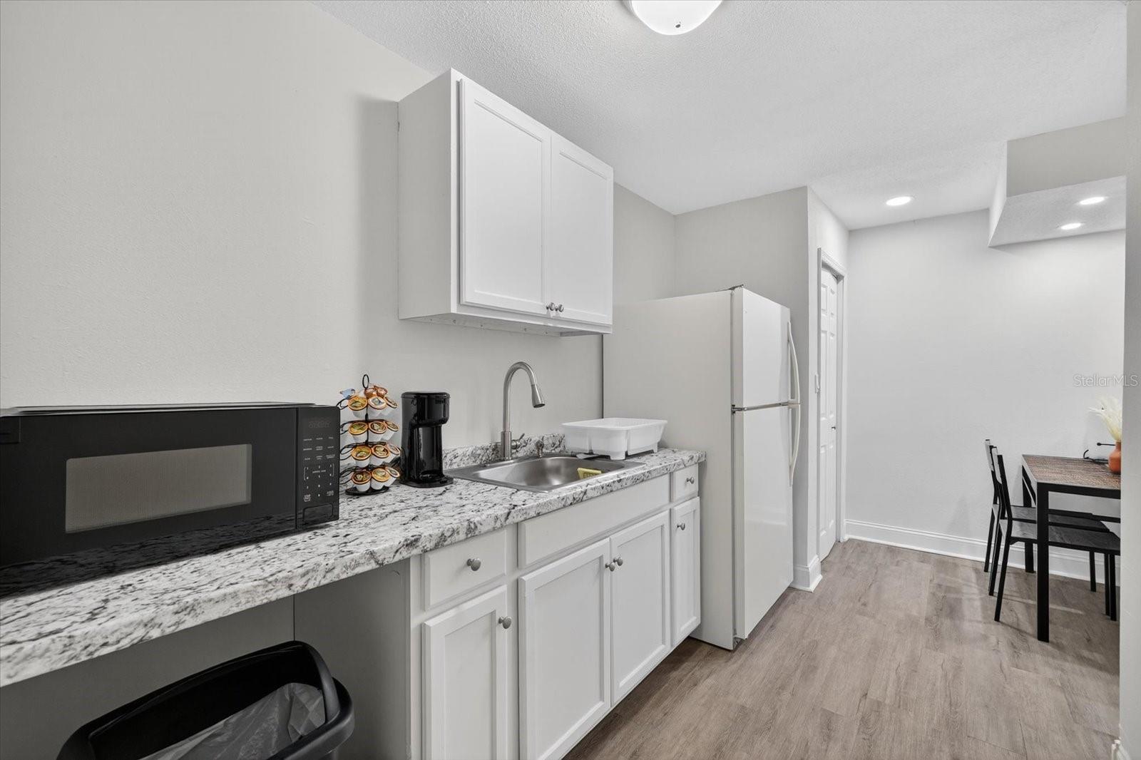 Image 42 of 58 For 432 Tryon Circle