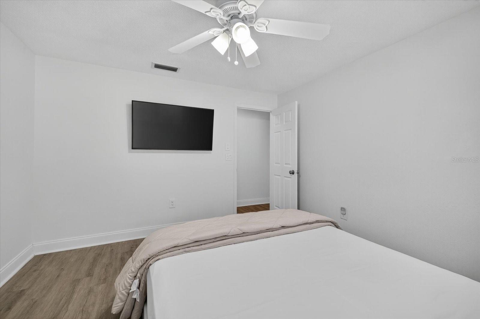 Image 47 of 58 For 432 Tryon Circle