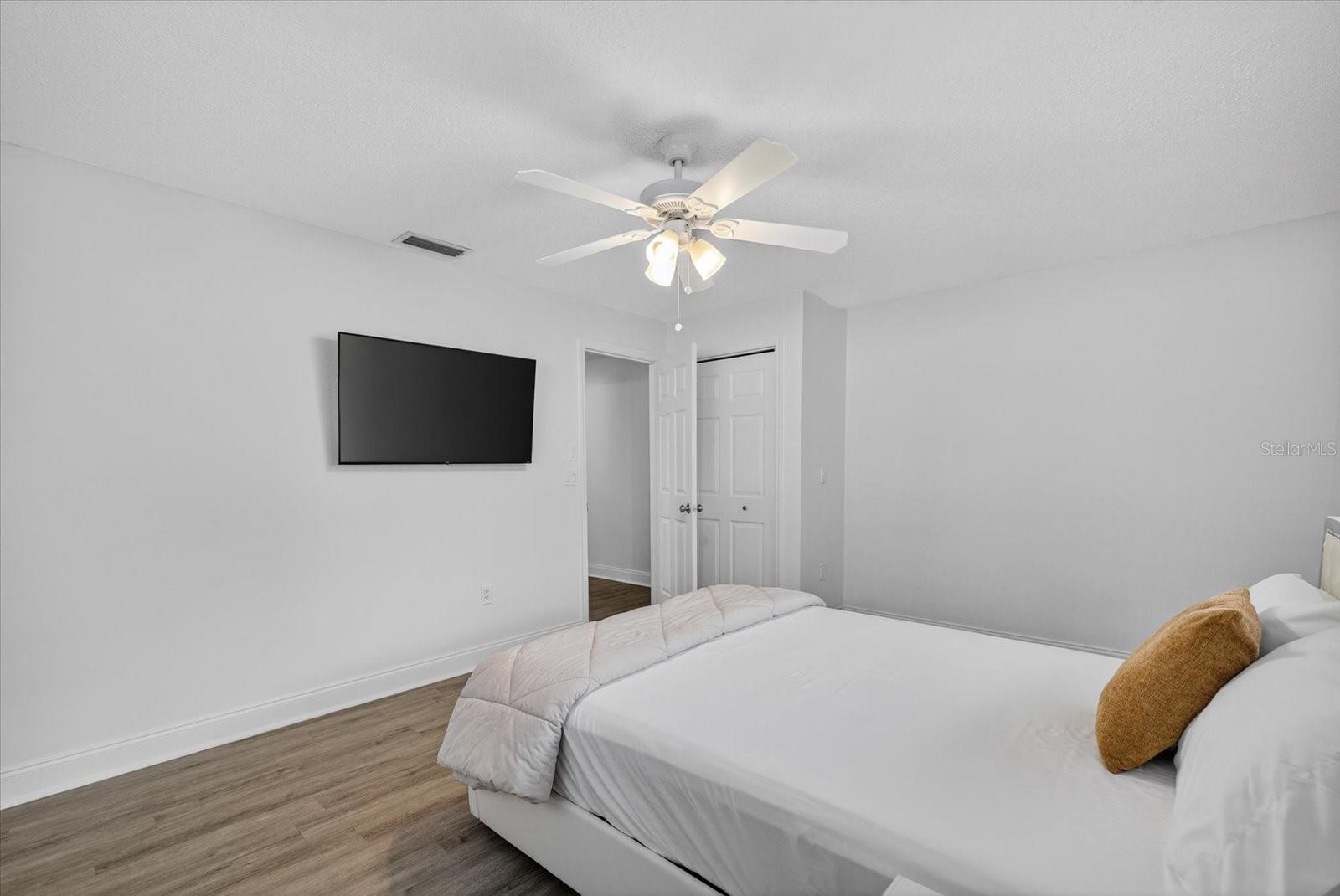 Image 49 of 58 For 432 Tryon Circle